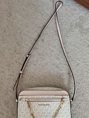 Michael Kors Light Pink Signature Crossbody with Gold Chain Detail